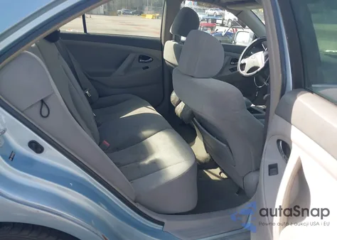 2007 Toyota Camry Le z USA, uszkodzony, nr VIN 4T1BE46K17U593702